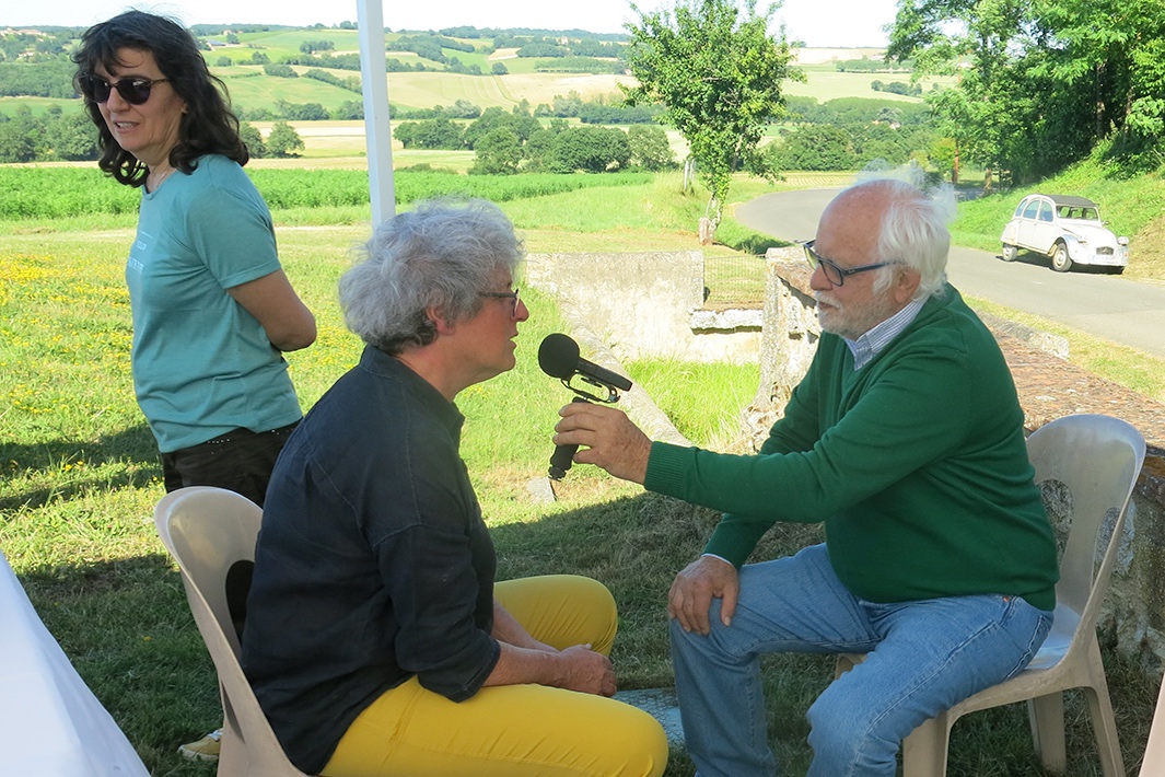 21-Vernissage Claire Forgeot au micro