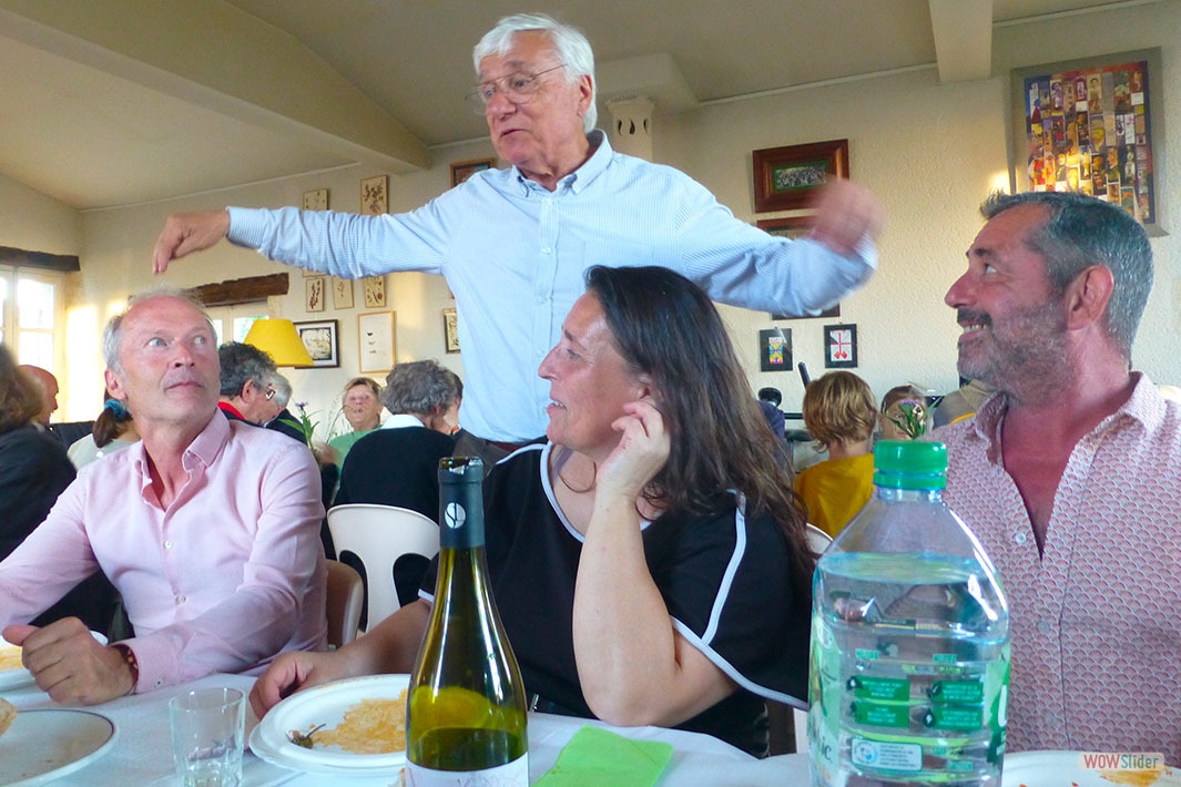 50-Envolée au repas